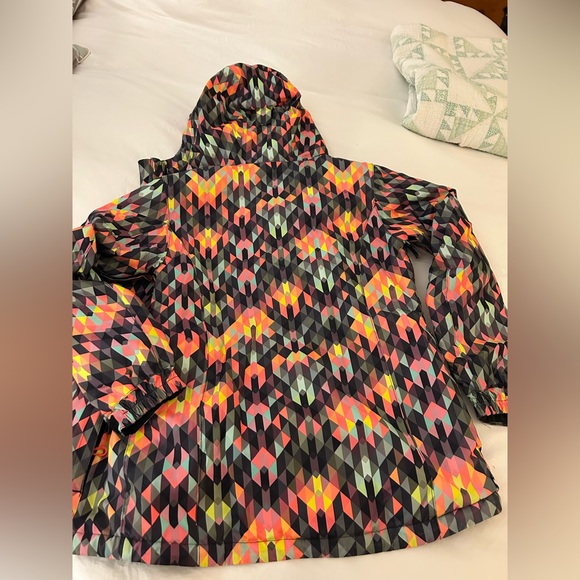 686 Flora ski Jacket coat - Girls' XL
SKU# 102967 - Picture 11 of 15